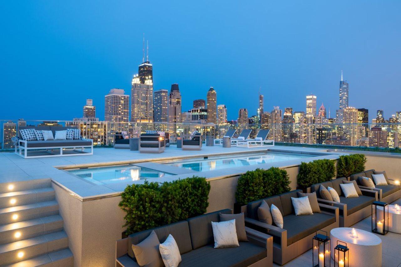 Level Chicago - Old Town Hotel Екстериор снимка